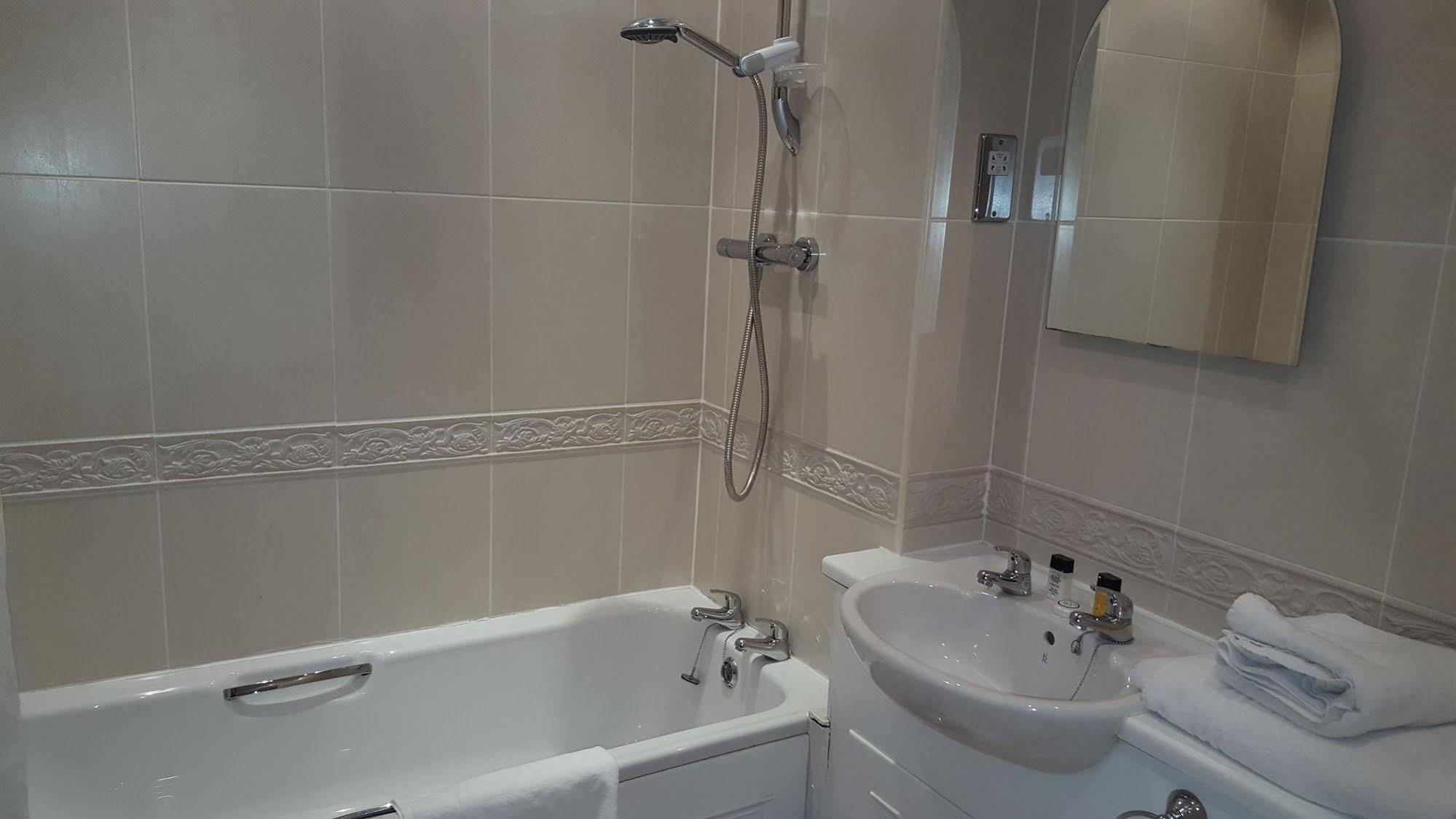 Charmwood Hotel - Cherry Park Hall Worksop Extérieur photo